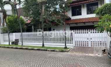 Rumah Strategis dekat Mayjend Sungkono, Siap Huni dekat Pusat Kota