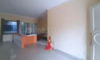 dijual rumah mediterania boulevard