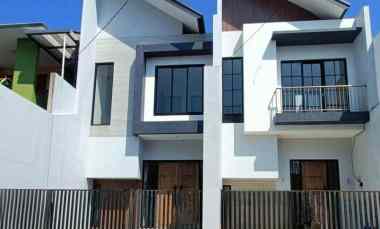 Rumah Medokan Asri Barat Surabaya dekat MERR, Kampus UPN