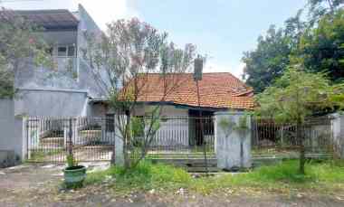 Rumah Hitung Tanah di Medokan Asri Rungkut dengan Ukuran Tanah Besar