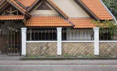 Dijual Rumah Medokan Asri Timur - Rungkut