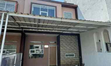 Rumah Dijual di Mekarwangi