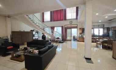 Turun Harga Rumah Mewah Mekarwangi dekat Singgasana Pradana Bandung