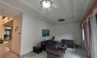 dijual rumah menteng