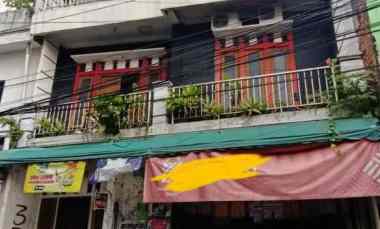 Rumah Secondary Akses 2 Mobil di Setiabudi Jakarta Selatan