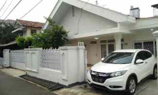 dijual rumah menteng dalam kec tebet