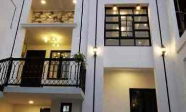 Rumah Dijual di Meruyung