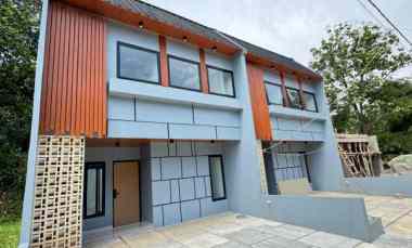 Rumah Dijual di meruyung