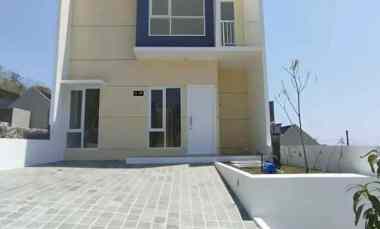 dijual rumah meteseh