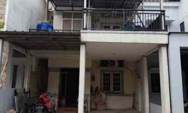 Dijual Cepat Rumah 2,5lantai di Metland Menteng Cluster Taman Tjikini
