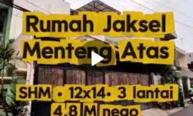 dijual rumah mewah 3 lantai