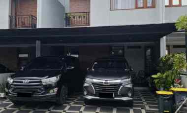 dijual rumah mewah di buah batu margawangi bandung