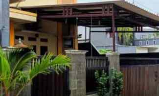 dijual rumah mewah di kukusan depok