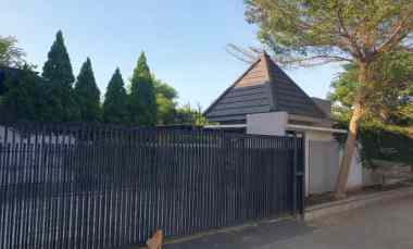 dijual rumah mewah siap huni