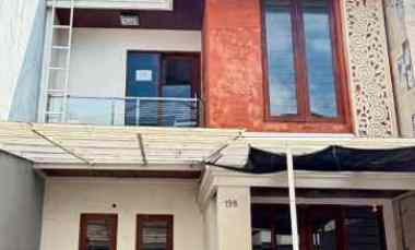 dijual rumah minimalis lantai 2 lokasi sidakarya
