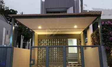 Dijual - Rumah Modern Griya Loka BSD