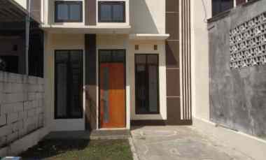 Dijual Rumah Modern Lokasi di dekat Exit Tol Lawang
