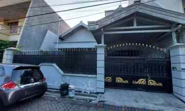 Rumah Lama Mojo Dharmahusada 1 Lantai Row 2 Mobil Longgar