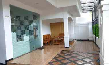 Rumah Usaha Siap Huni di Mojoarum Free AC 10 Unit dekat Kampus