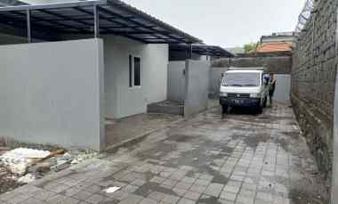 Rumah Dijual di Monang Maning