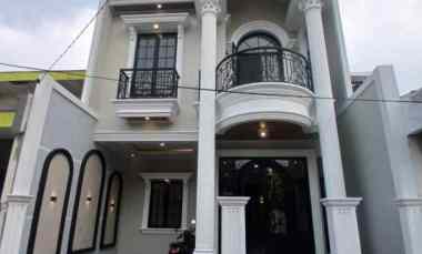 Rumah Mewah 3 Lantai dalam Perumahan Mampang Indah 1 Depok