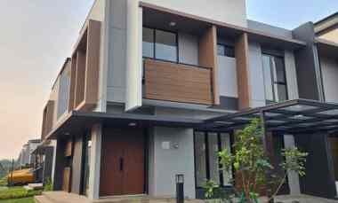 dijual rumah mulberry residence