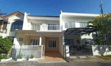 Rumah Taman Mutiara Pakuwon City Cluster Depan, Semi Furnish