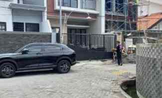 New 2unit Rumah 2 lantai, Ready Akhir Maret, di Mulyosari, Lebar 5