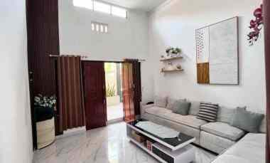 Rumah Murah Semi Furnished Full Renovasi di Mulyosari Mulyorejo