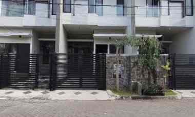 dijual rumah mulyosari prima utara