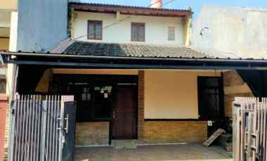 Rumah Dijual di Komplek Riung Bandung