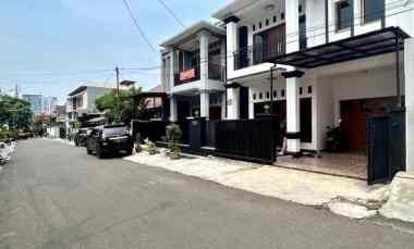 dijual rumah murah di tebet jakarta selatan