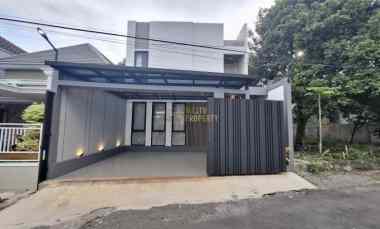 Rumah Mewah Full Furnished, dekat Kampus Uii di Ngaglik, Sleman