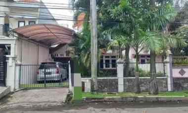 dijual rumah nginden intan