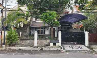 dijual rumah nginden intan barat