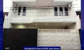 Rumah Dijual di Nginden Intan Surabaya