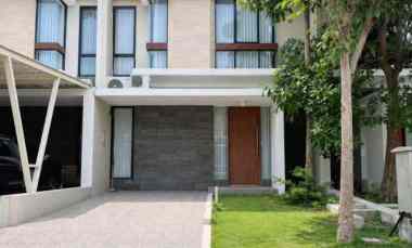 Dijual Rumah Siap Huni Northwest Lake Citraland Surabaya LT 105 m2