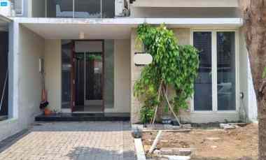 dijual rumah northwest park