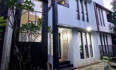 dijual rumah nuansa bali maisonette