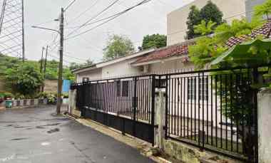 dijual rumah nuri bintaro