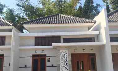 dijual rumah pakahan jogonalan klaten