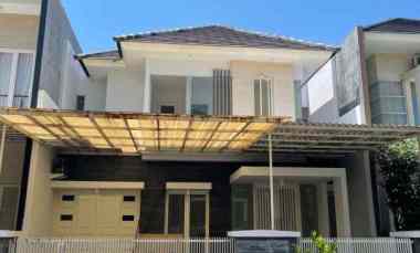 dijual rumah pakuwon city