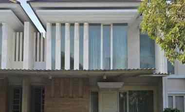 Rumah Imperial Beach Pakuwon City Minimalis Siap Huni Furnish
