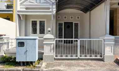 Rumah di Pakuwon City Cluster Taman Mutiara Deket Pakuwon City Mall