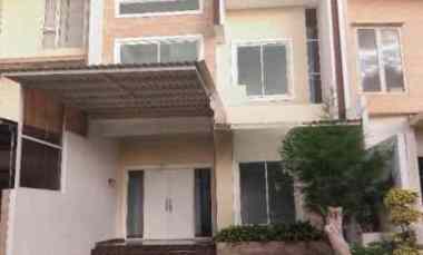 Rumah Dijual di Pakuwon City Palm Beach Imperial Beach