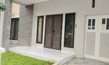 dijual rumah pakuwon city san diego