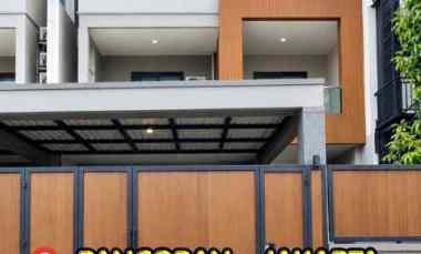 Dijual Cepat Rumah Modern di Komplek Pancoran Strategis Jalan 2 Mobil