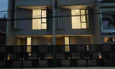 Dijual Rumah Modern Baru Gress Lokasi Pandugo Rungkut Surabaya Timur