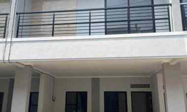 dijual rumah paninggilan