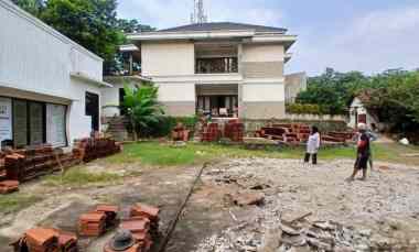 Rumah dan Tempat Usaha Strategis Pinggir Jalan di Parung Bingung Depok